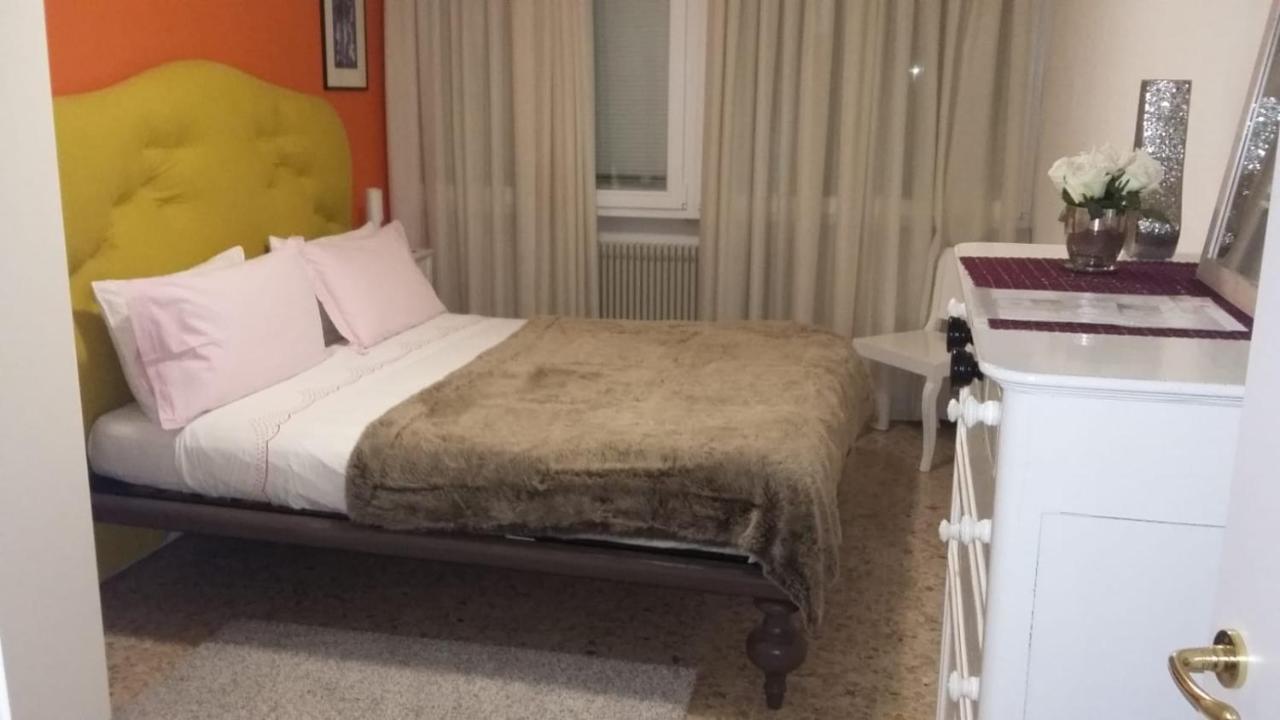 La Casa Di Paolo Lägenhet Udine Exteriör bild